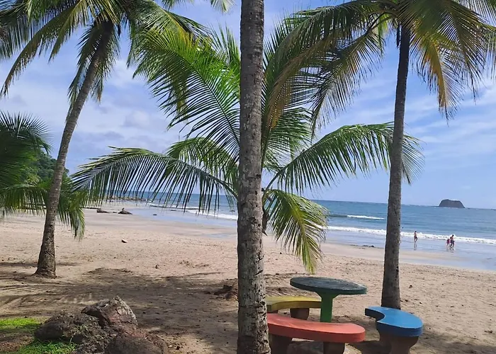 Cabañas Corozalito Naturaleza aves y tranquilidad cerca de playas Corozalito Punta Islita San Miguel Coyote Bejuco Costa de Oro entre otras *