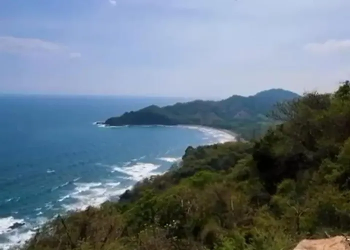 Cabañas Corozalito Naturaleza aves y tranquilidad cerca de playas Corozalito Punta Islita San Miguel Coyote Bejuco Costa de Oro entre otras *